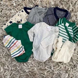 Bundle of Hanna Andersson baby clothes, multiple sizes. Details in description